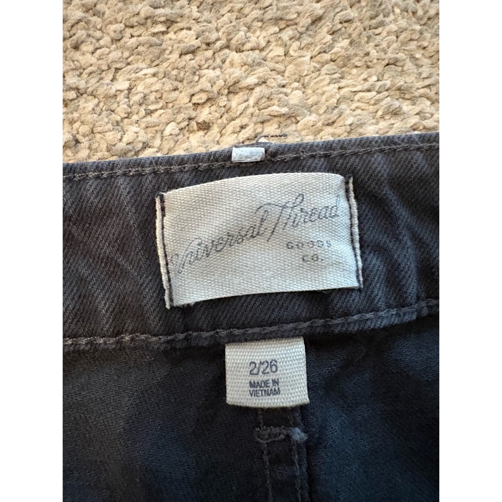 Universal Thread | Vintage Stretch Denim Midi Shorts - Picture 6 of 12